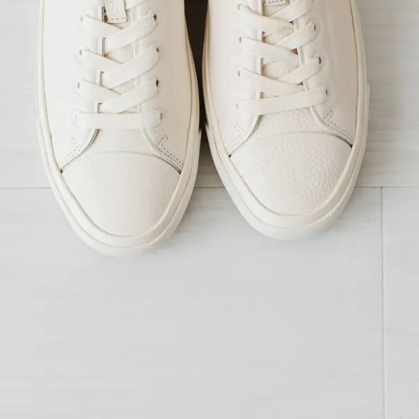 Beyaz Deri Sneaker